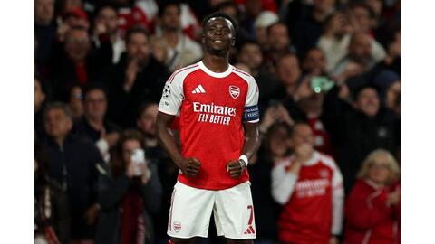 Bukayo Saka thay đổi, Mikel Arteta hài lòng