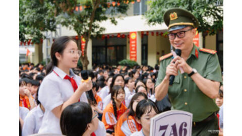 Trao 'lá chắn' cho học sinh trong kỷ nguyên số