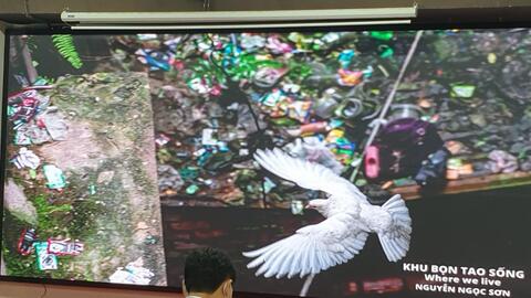 Vinh danh tác phẩm đạt giải “Cuộc thi ảnh Câu chuyện rác nhựa”