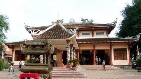 Làm văn hóa - nhìn từ đền thờ Tây Sơn tam kiệt