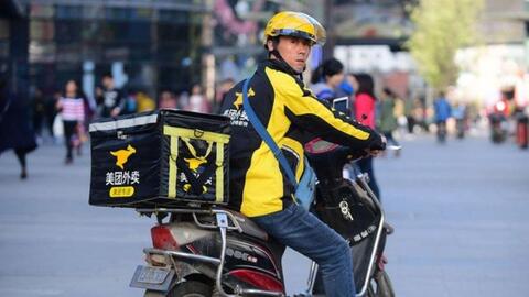 Trung Quốc: Bùng phát tình trạng thạc sĩ làm nghề shipper
