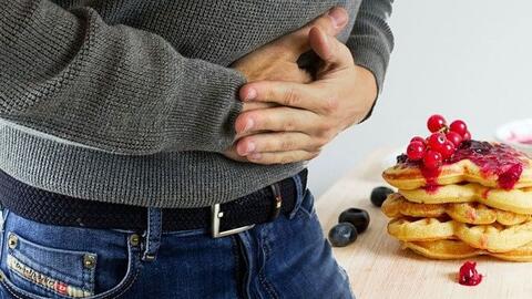 Mắc bệnh hiếm gặp, cậu bé 10 tuổi thường xuyên thấy đói dù ăn liên tục