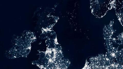 Ô nhiễm ánh sáng đại dương