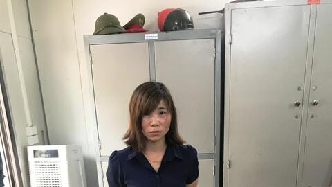 Thanh Hóa: Bắt nữ quái "ôm" 12.000 viên ma túy tổng hợp từ Lào về Việt Nam