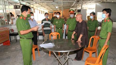 Bắt tạm giam kẻ giả nhà sư hành hung gây thương tích nhiều trẻ em