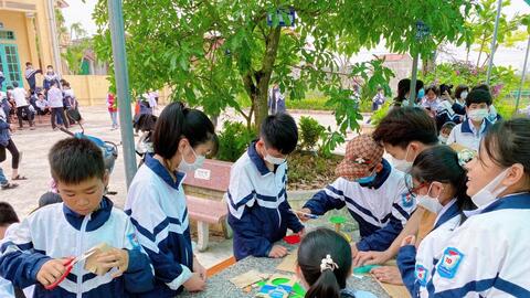  Học sinh vui với bảo vệ môi trường biển