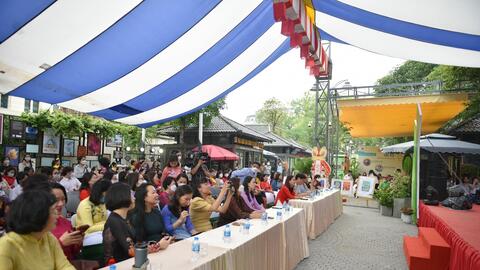 Tưng bừng Ngày Hội Sách và Văn hóa đọc ngành giáo dục Quận Hoàn Kiếm