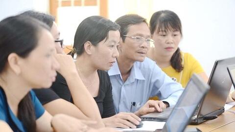 Bảo đảm quyền lợi cho giáo viên