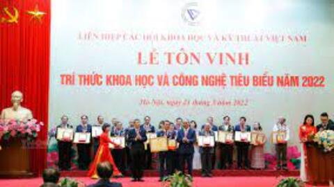 GS.TS Phạm Hồng Quang được tôn vinh trí thức Khoa học và Công nghệ tiêu biểu năm 2022