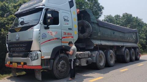 Quảng Trị: "Siết" chặt kiểm soát, xử lý xe quá tải