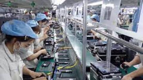 Doanh nghiệp điện tử Việt Nam đang nằm dưới đáy đường cong nụ cười