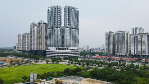 Toàn cảnh vị trí hai khu đất xây trụ sở 36 bộ ngành ở Mễ Trì và Tây Hồ Tây