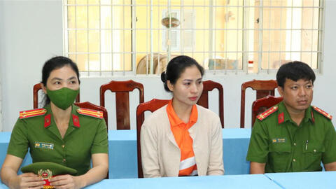 Trà Vinh: Bắt nữ giám đốc Trung tâm đăng kiểm xe cơ giới 84-02D