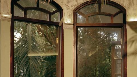 Hoa hậu Nông Thúy Hằng bất ngờ diện váy cưới