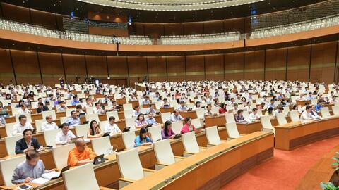 Uỷ ban Thường vụ Quốc hội đề xuất phương án: Chủ đầu tư không được thu tiền cọc quá 10% giá bán