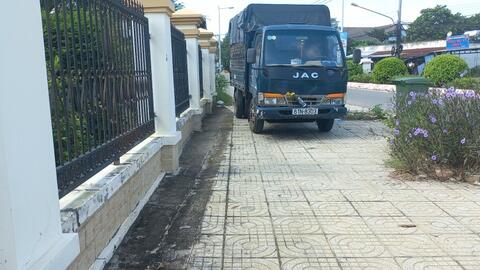 Bến Cát: Lãng phí trong duy tu đường giao thông?