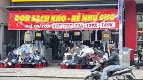 Phố thời trang Đà Nẵng: Sale 90% vẫn ế, trả mặt bằng vì ‘gồng’ hết nổi