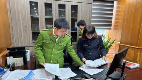 Bắt tạm giam Cục phó và hàng loạt cán bộ Cục Đăng kiểm Việt Nam