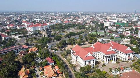 Nhà đầu tư nước ngoài phải mở tài khoản ngân hàng tại Lào để giao dịch tài chính