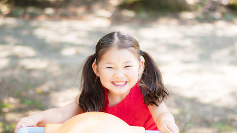 Nếu được cha mẹ cho phép làm 4 điều này từ nhỏ, trẻ sẽ cực kỳ hạnh phúc