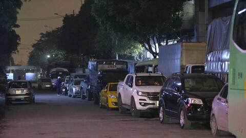 70 trung tâm tạm dừng hoạt động, nguy cơ ùn tắc đăng kiểm sau Tết