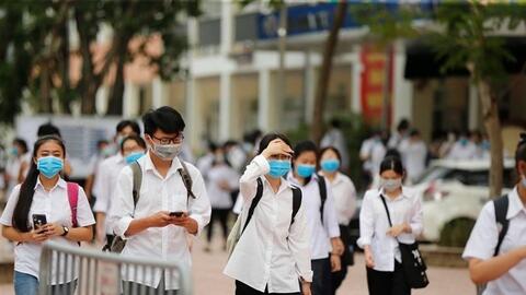 Phụ huynh, học sinh Hà Nội mong thi 3 môn vào lớp 10