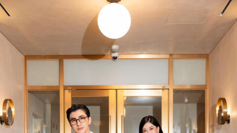 Hot boy đắt giá của “vũ trụ VFC” cưới chính hoa khôi cuộc thi mình được mời làm giám khảo: Tài sản vợ chồng ở hiện tại đồ sộ