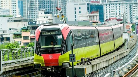 Ngắm công nghệ rửa tàu tự động của metro Nhổn - Ga Hà Nội