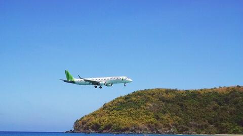 Quá khó mua vé máy bay đi Côn Đảo