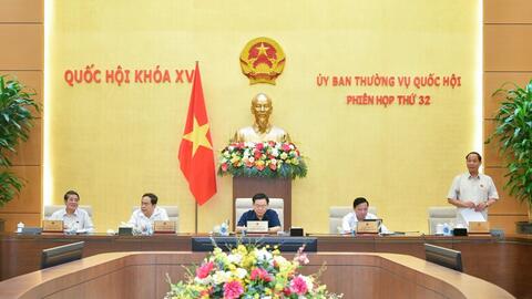 Cử tri lo lắng về tội phạm lừa đảo, giá vàng tăng cao