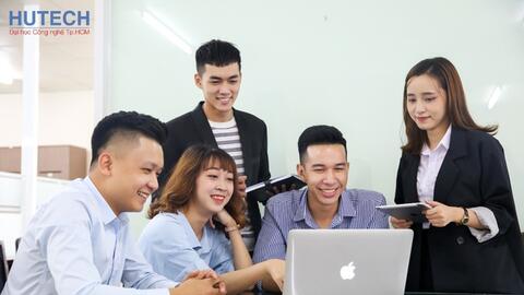 Nâng cao cơ hội thăng tiến với chương trình MBA Đại học Mở Malaysia