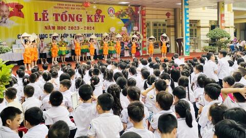 Trường Tiểu học Văn Yên tuyên dương học sinh xuất sắc tiêu biểu