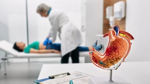 Người phụ nữ liên tục đi cấp cứu vì ngộ độc rượu dù không uống giọt nào