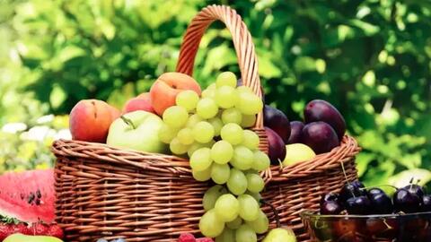 15 loại trái cây có lượng đường cao nhất và thấp nhất