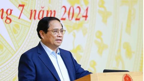 Xem xét phát động đợt thi đua 500 ngày đêm hoàn thành 3.000 km đường bộ cao tốc