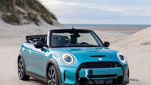 Ô tô made in China cũng có this có that: EU đang xem xét giảm mạnh thuế cho xe BMW, VW sản xuất tại Trung Quốc nhập về châu Âu