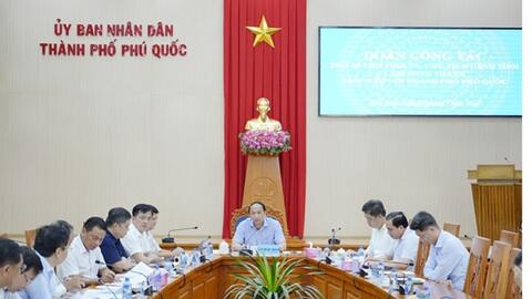 Chủ tịch tỉnh Kiên Giang làm việc, tháo gỡ khó khăn cho DN tại Phú Quốc