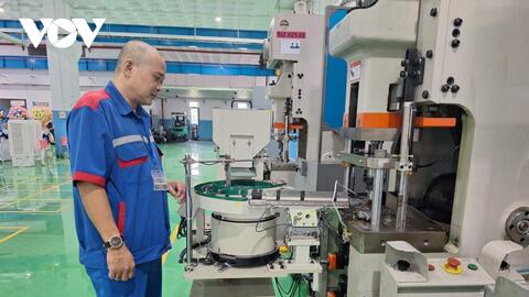 Tập trung thúc đẩy, làm mới 3 động lực tăng trưởng kinh tế