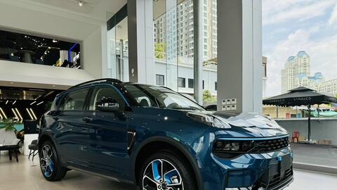 Lynk & Co 01 bản full option giá 1,1 tỷ về đại lý: Thêm nhiều công nghệ an toàn đấu CX-5, CR-V