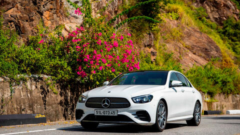 Mercedes-Benz E-Class giảm giá cao nhất 250 triệu