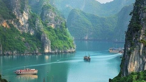 Việt Nam lọt top 10 quốc gia hàng đầu thế giới dành cho khách du lịch