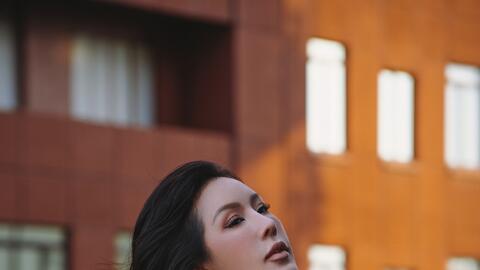 Vẻ trẻ trung, quyến rũ vượt thời gian của Hoa hậu Thu Hoài