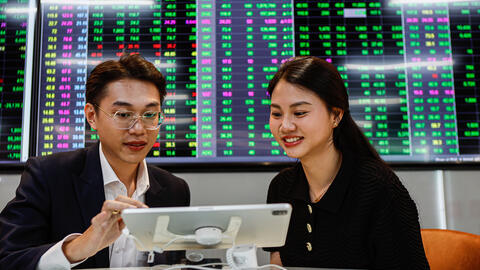 Giám đốc chiến lược VPBankS: Chứng khoán thường tạo đáy vào tháng 11, nhà đầu tư chuẩn bị đón "sóng ăn Tết"