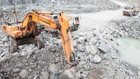 Bình Dương đóng cửa nhiều mỏ khai thác khoáng sản