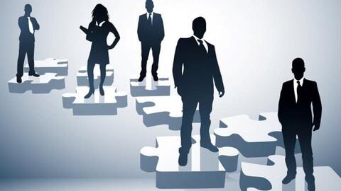 Loạt lãnh đạo ngân hàng chi hàng chục, hàng trăm tỷ đồng mua cổ phiếu