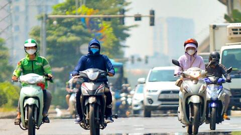 Hà Nội ngày nắng nóng, đêm có mưa
