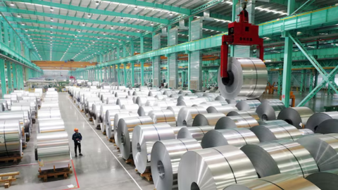 Mỹ tăng thuế với hơn 400 sản phẩm có chứa thép và nhôm