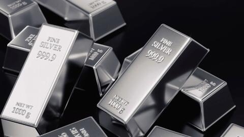 Giá bạc hôm nay 28/10/2025: Bạc đảo chiều giảm
