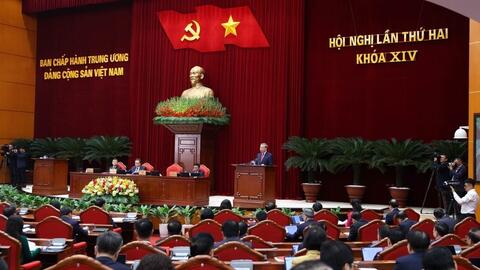 Hội nghị Trung ương 2: Kiên định, kiên trì mục tiêu tăng trưởng hai con số