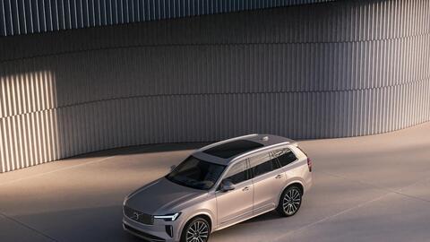 Volvo XC90 phiên bản mới có gì lạ?